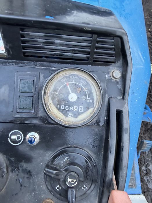 Trator Ford 1220 (com Matricula)