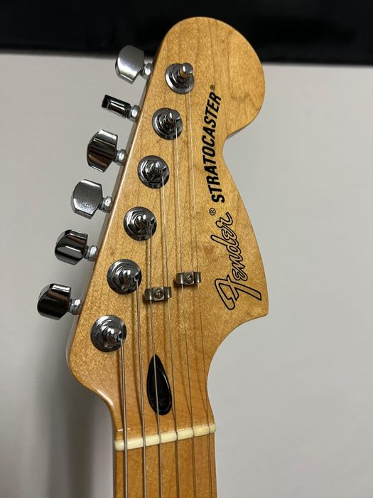 Fender Stratocaster Deluxe Lonestar MIM