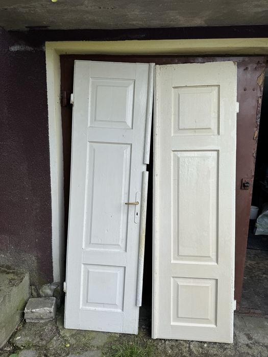 Drzwi drewniane stare przedwojenne dwuskrzydlowe