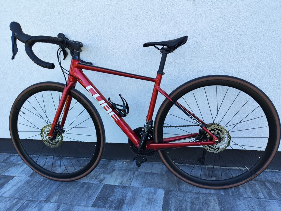 Rower szosowy Cube Attain SL SHIMANO 105, hydrauliczne hamulce S/M  bardzo lekki 10KG