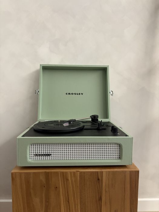 Gira discos Crosley Voyager