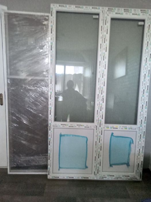 НОВЫЙ Продам пластиковый балконный блок WDS
