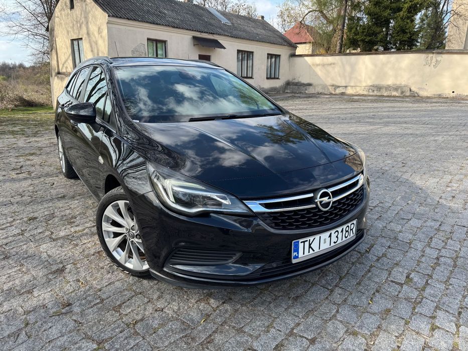 Opel Astra Niski przebieg_super stan_Belgia_