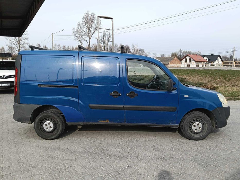 Auto Fiat Doblo