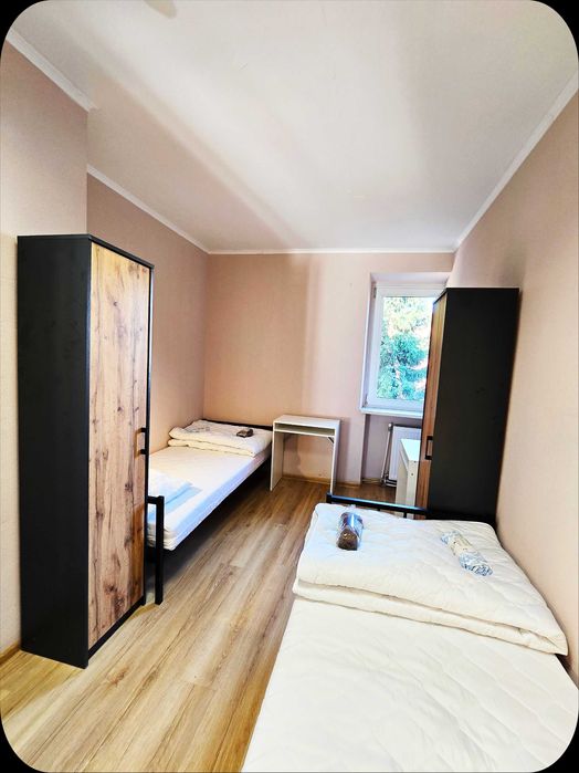 Kwatery, ХОСТЕЛ - район Wlochy (ul Flagowa) - pokoje. 2-3-4 местные