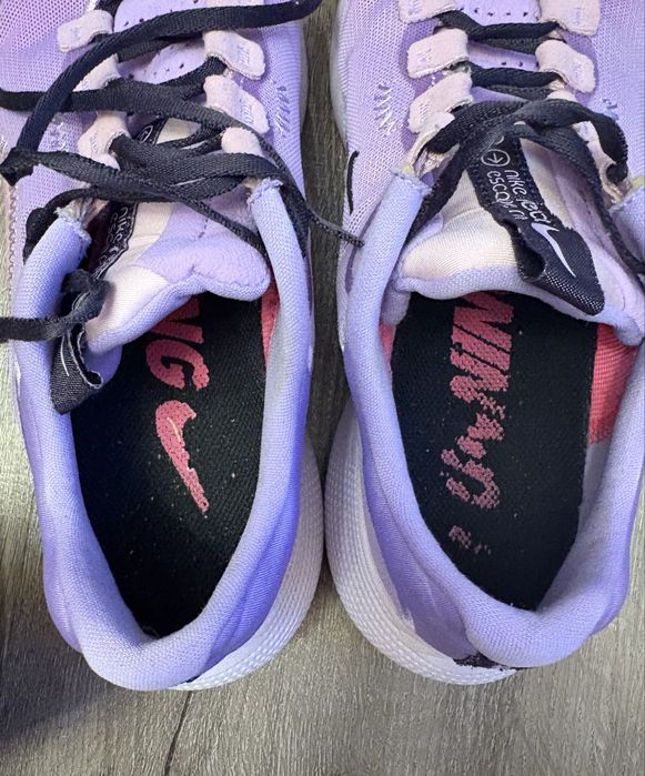 Кросіки жіночі Nike в чудовому стані, оригінал, 24 см