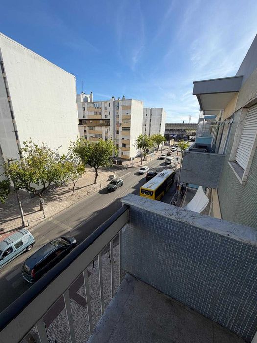 Aluguer de quarto de casal em Corroios - alugar em Corroios