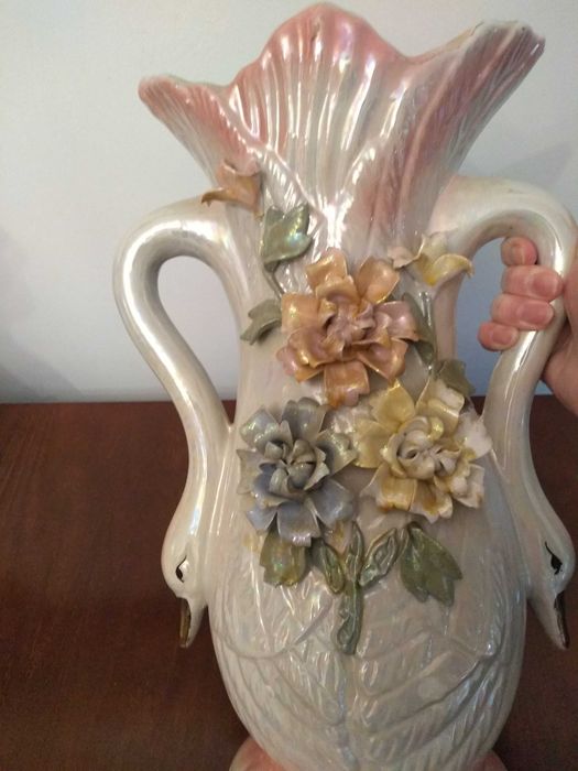 Wazon porcelana włoska ,, Dwa łabędzie,,