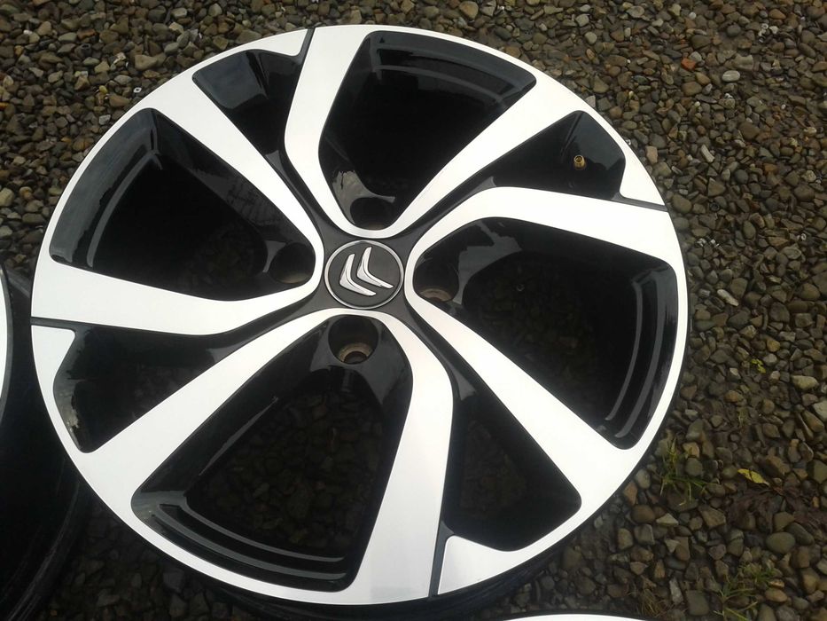 oryginalne r17 4x108 17cali nowe felgi mielec 3008 citroen c3 c4 5008 peugeot 2008 ds3 208 cactus 308 crossland jeep avenger berlingo partner ds4 ds5