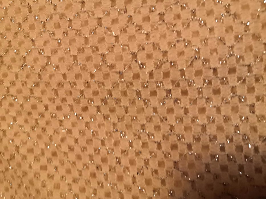 chusta biała ze srebrną nitką i frędzlami