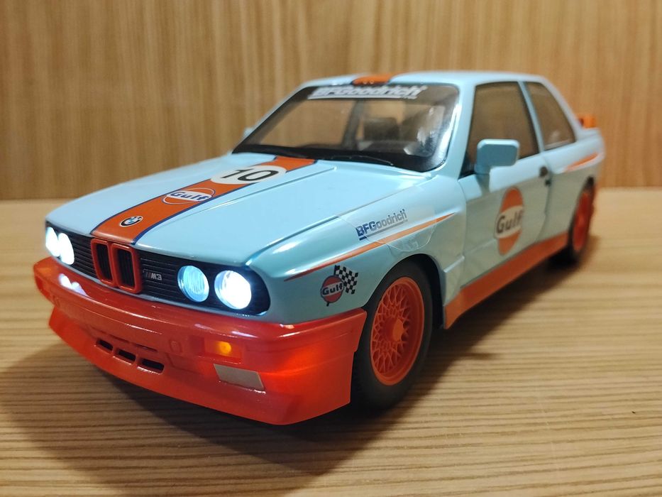Модель BMW M3 E30 Rally 1:24 автоэксперт металл свет звук инерция БМВ Бэха машинка Ралли