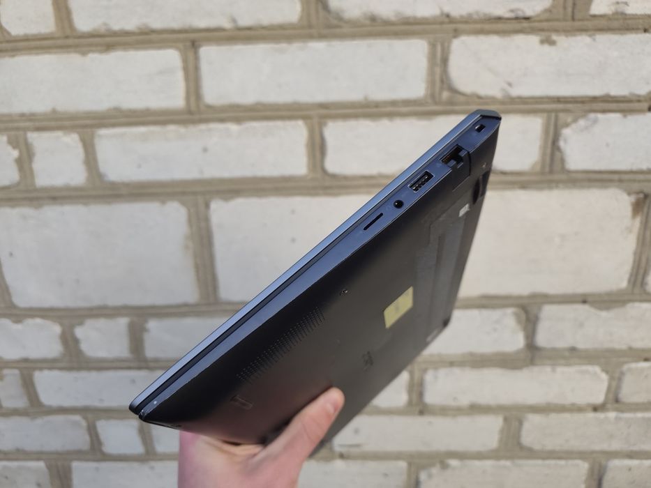 ТОРГ, 1.5кг, 2022 року, Ігровий ноутбук DELL (i7-1165G7/16/256/MX330 2gb)