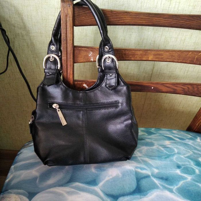 Шкіряна сумочка чорна