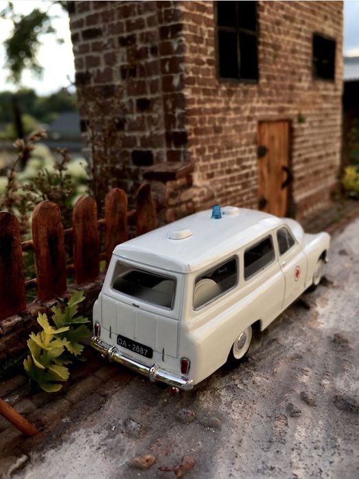 WARSZAWA 202A-auta PRL,model,auto,kolekcja,zabytek,wydanie specjalne
