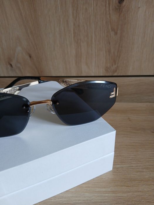 Okulary przeciwsłoneczne Fendi