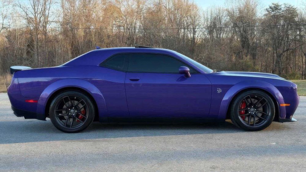 Dodge Challenger SRT Hellcat      2019