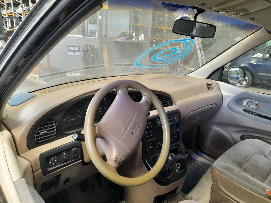 Para peças KIA Carnival II (GQ)