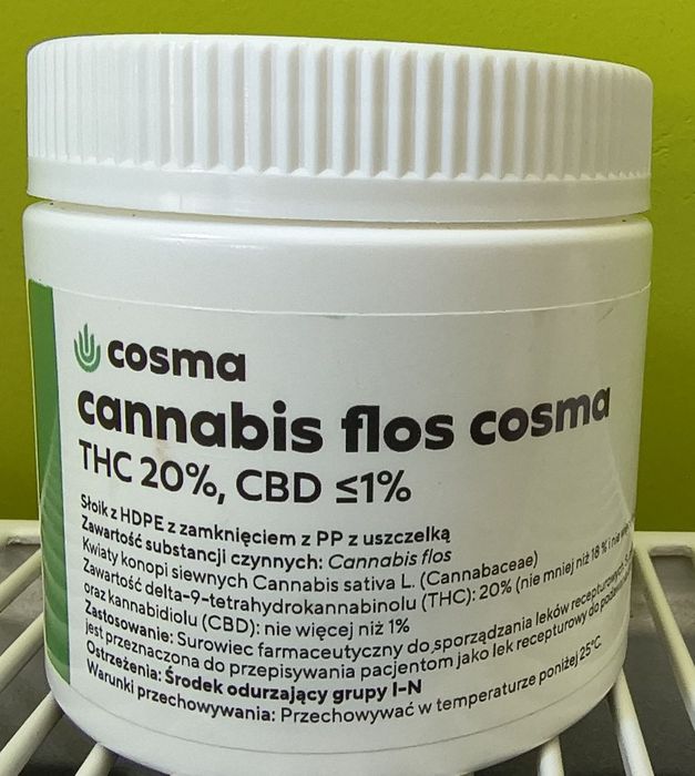 Opakowanie po Cannabis Flos Cosma