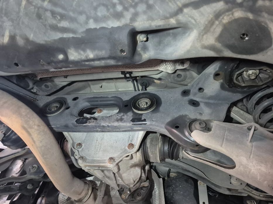 Charriot trás MERCEDES-BENZ Classe C Carrinha (S205)