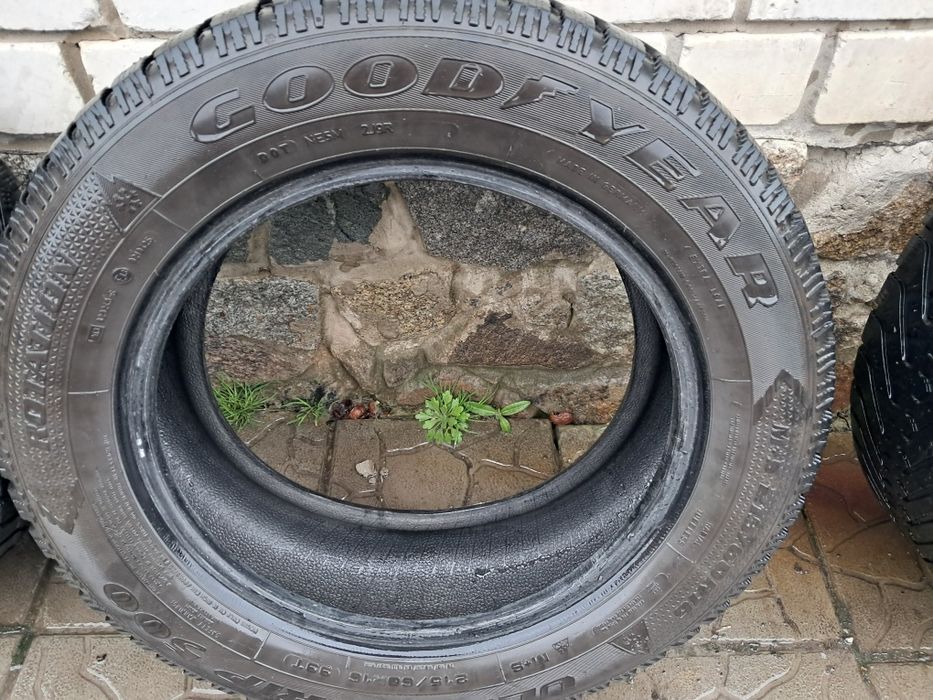 Шины Goodyear 215/60/16