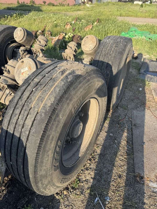 Вісь SMB, шини вантжні 365/85/r22.5, розборка полупричип.