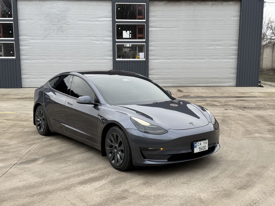 Tesla 3 повний привід, запас ходу 400+, обмін