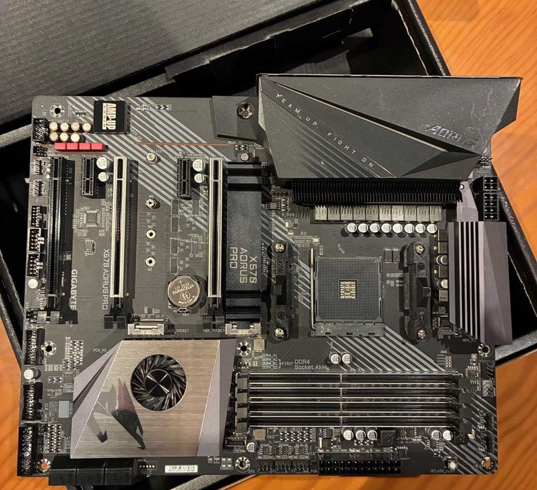 Bundle: Motherboard + CPU + RAM + AIO444558143558133761
