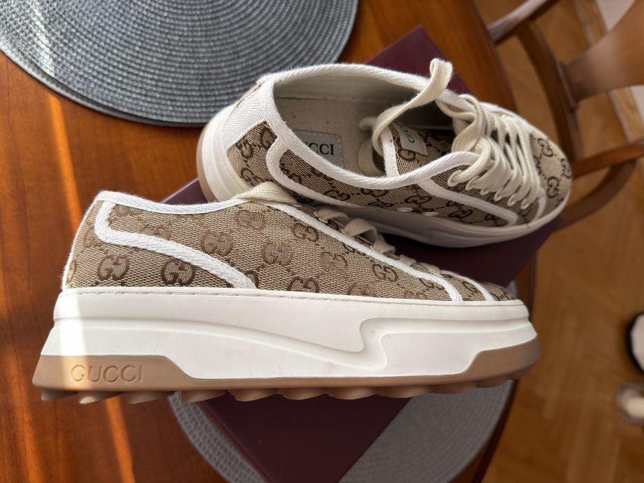 Trampki Gucci od ręki