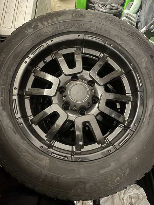 Шини з дисками 265/60 R18 Padjero