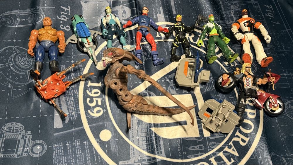 Колекційні фігурки Marvel, A.T.O.M. Hasbro / Toy Biz (Поштучно або лотом)