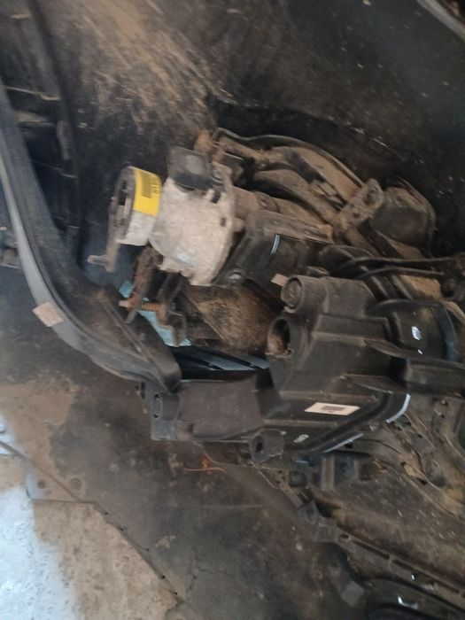 Продам пів бампера на кіа ніро алектро