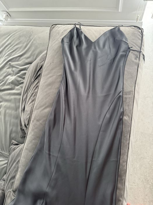 Сатинова сіра довга сукня zara xs