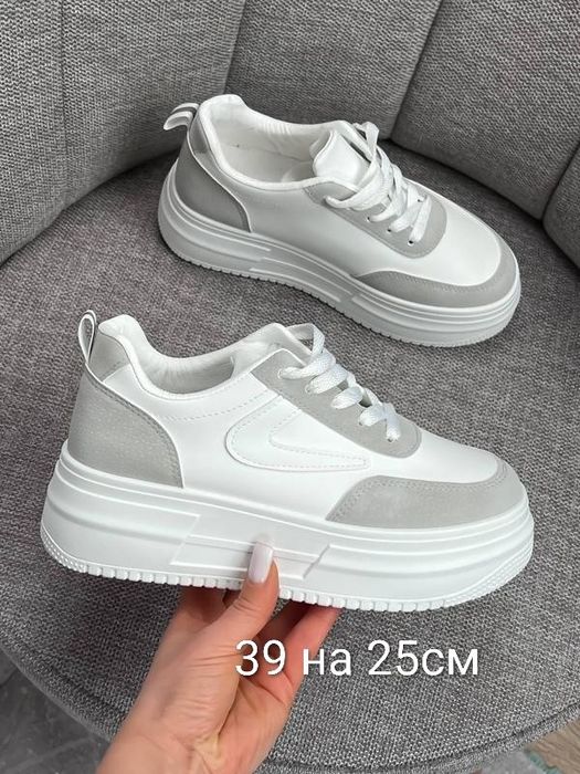 Кросівки білі на платформі 39,40,41