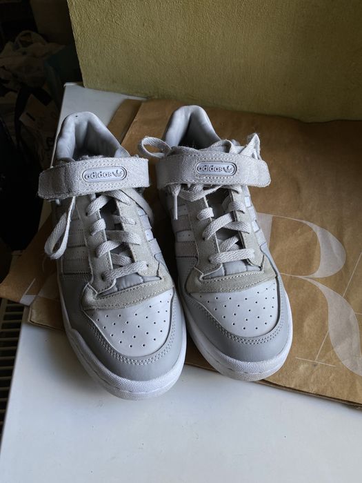 Кроссовки Adidas 40 размер кожа