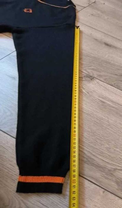 Wełniany sweter męski w serek .Arlen