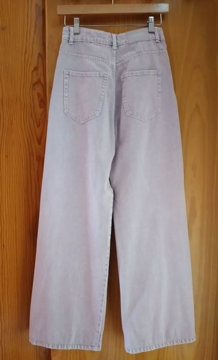 Jeans wide leg lilás/malva, cintura subida, tamanho 34