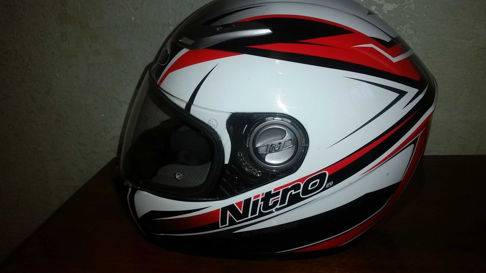 Мото шолом NITRO KENSHI (розмір L) вага 1390 грам