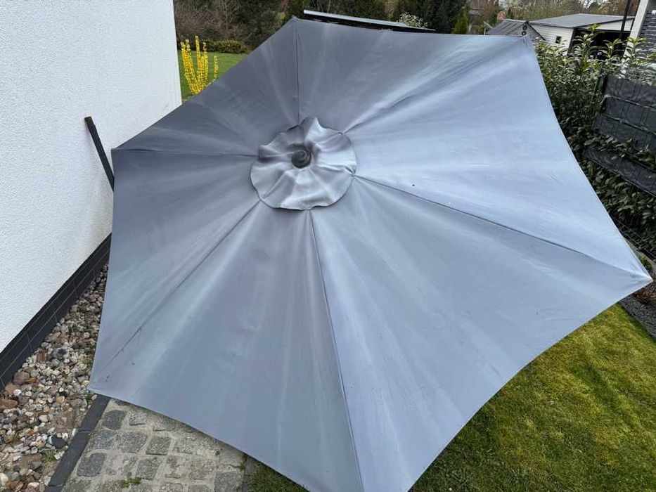 Parasol turystyczny