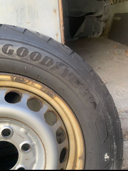 225 65 16 c. ре²зина колеса Mercedes 907 .910