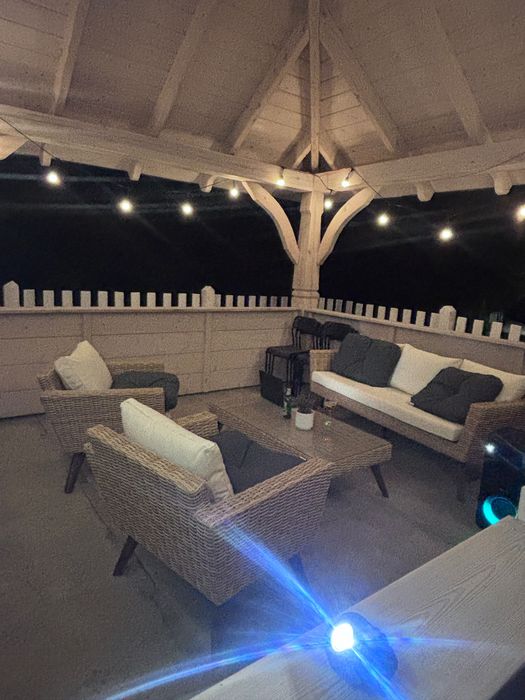 Wynajem pokoi kwatery wypoczynek  imprezy turystyka sauna jacuzzi
