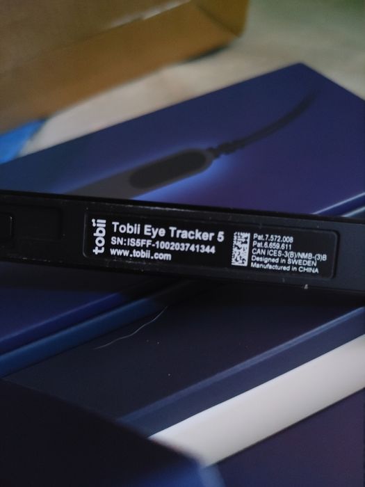 Tobii Eye Tracker 5 - Eye/head tracker do gier