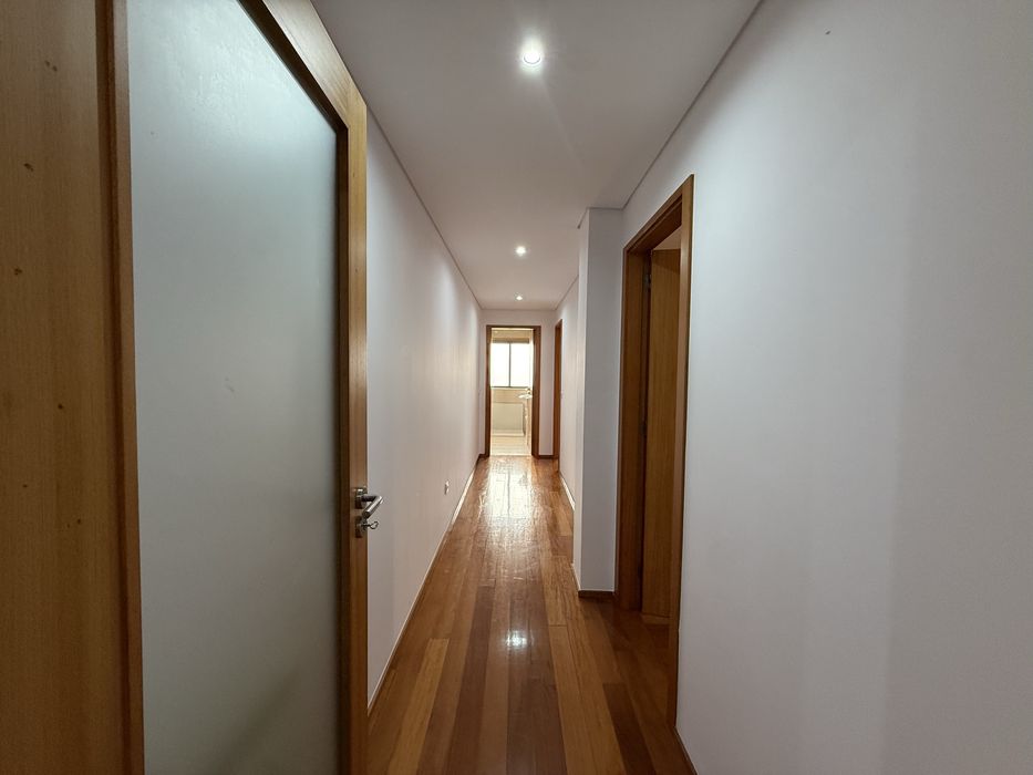 Arrendo Apartamento T3