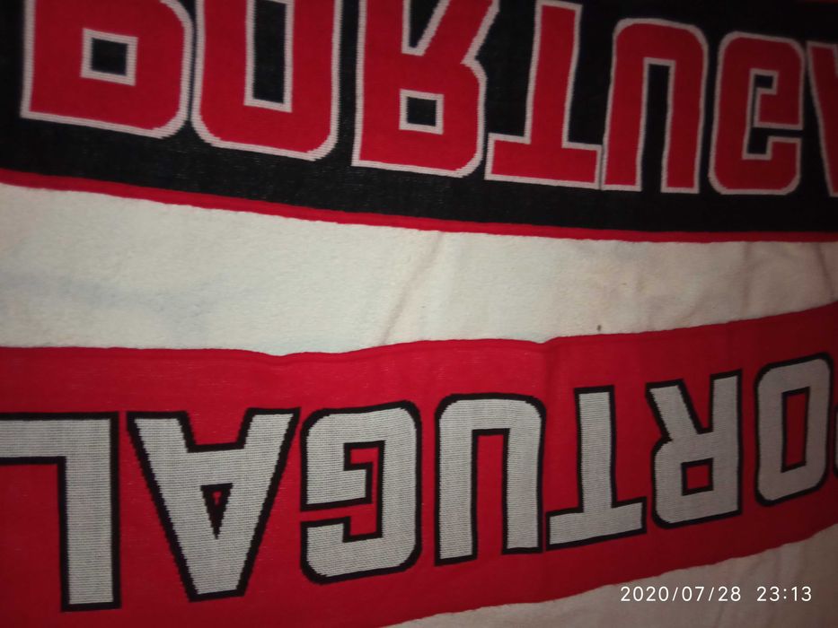 Cachecóis da seleção Portuguesa