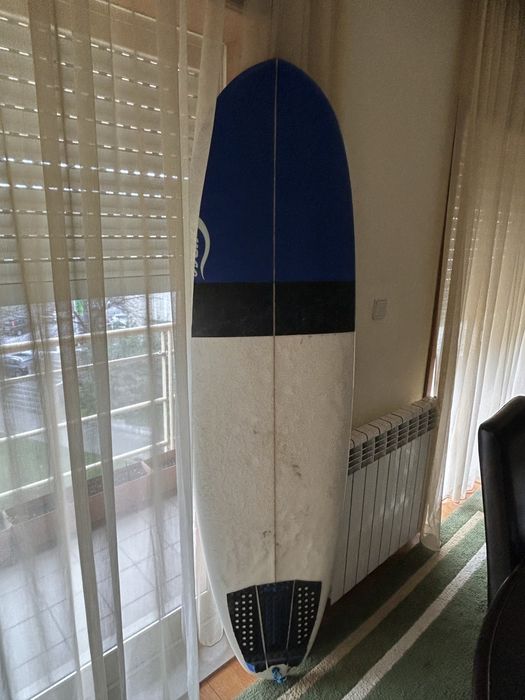 Prancha de Surf Malibu 6’2 – Quase Nova!