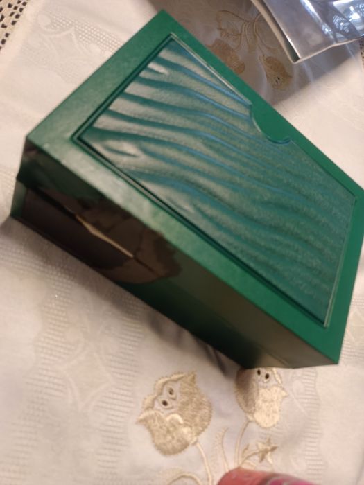 Relógio com pulseira cromada