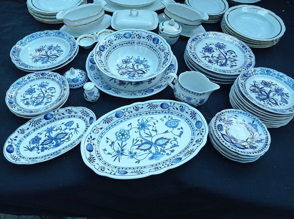 Столовые сервизы