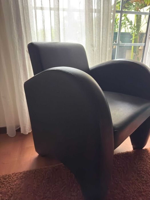 Sofá Preto de um lugar