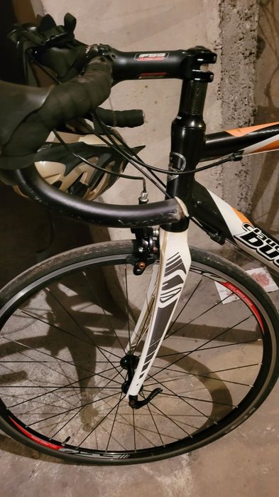 Rower szosowy bardz dobry uzywany