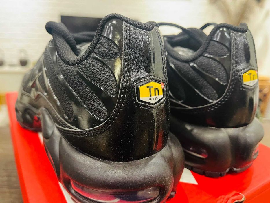 Air_Max_TN_Plus_Czarny 44