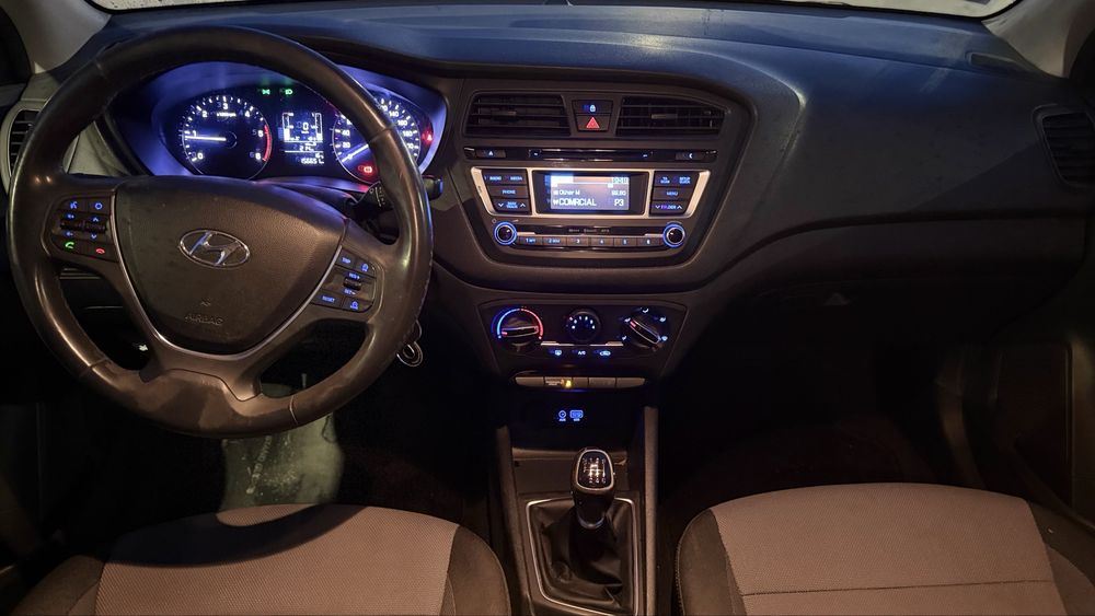 Hyundai i20 1.2 CRDi Nacional em optimo estado